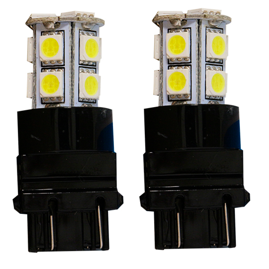 FOCO 3157 13 LED BLANCO CON ESTROBO