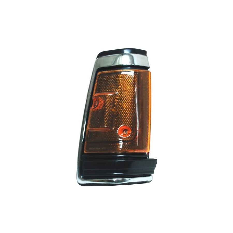 CUARTO PUNTA NISSAN PU 720 92-93 FILO CROMADO TYC# DER 18-11513405B3