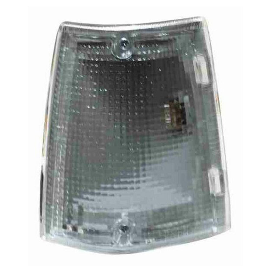 CUARTO PUNTA MAZDA PU 86-93 BLANCO TYC DER 18-1326-00-6B