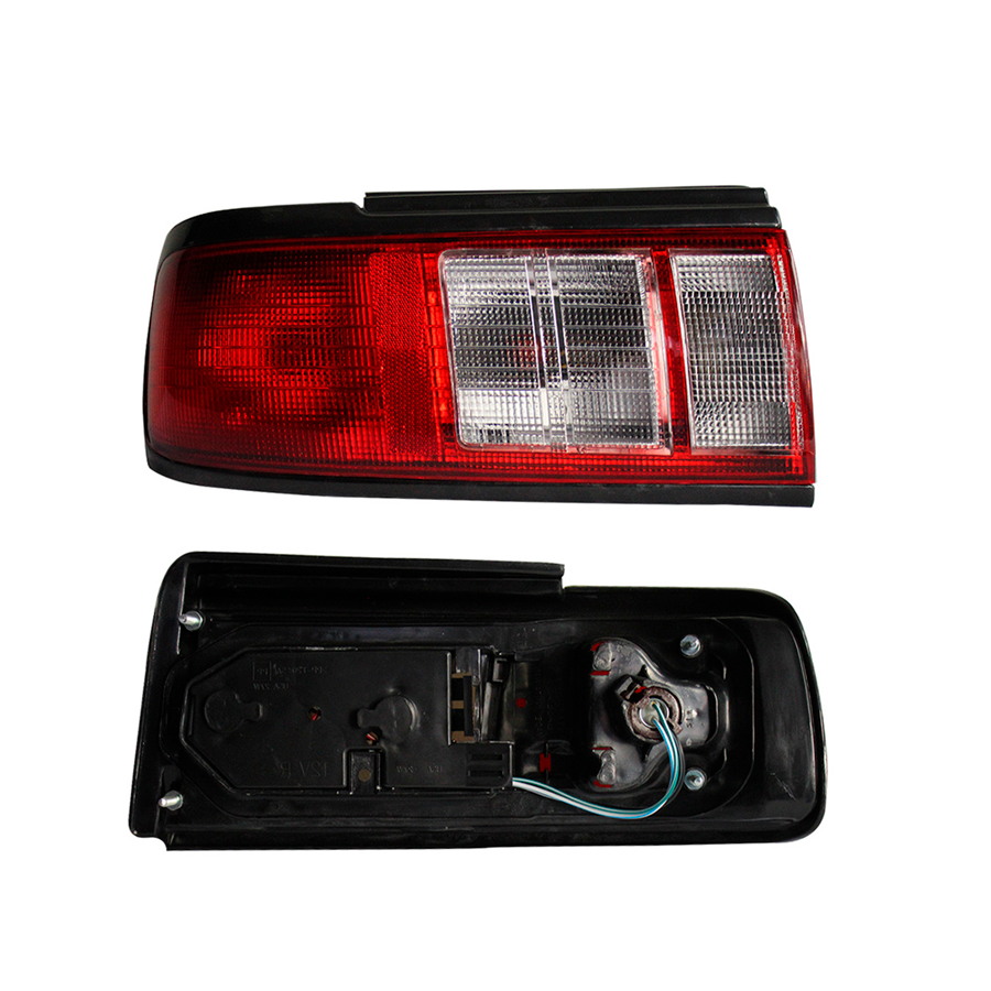 CALAVERA TSURU III 01-04 IZQ C/FILO NEGRO C/ARNES ROJO/BLANCO